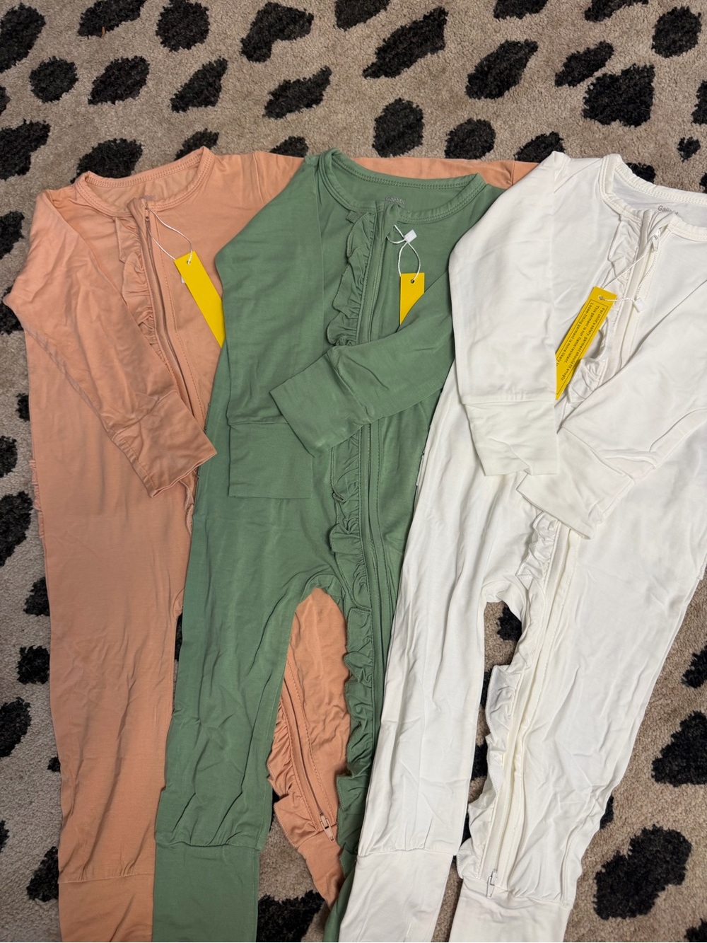 Gaibbt Bamboo Baby Sleepers 12-18M Ruffle Double Zip Pajamas 3 Pack NWT